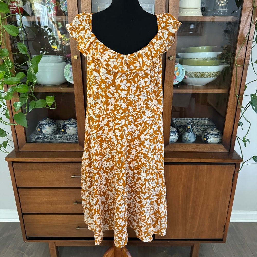 Old Navy Yellow Floral Print Flutter Cap Sleeve Dress